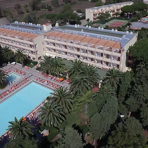 4* Отель Oasis